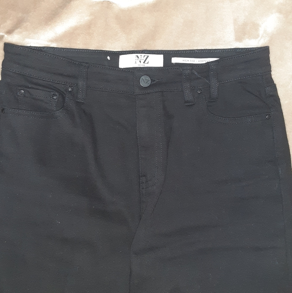 Women's High Rise Black Jeans - Picture 2 of 6